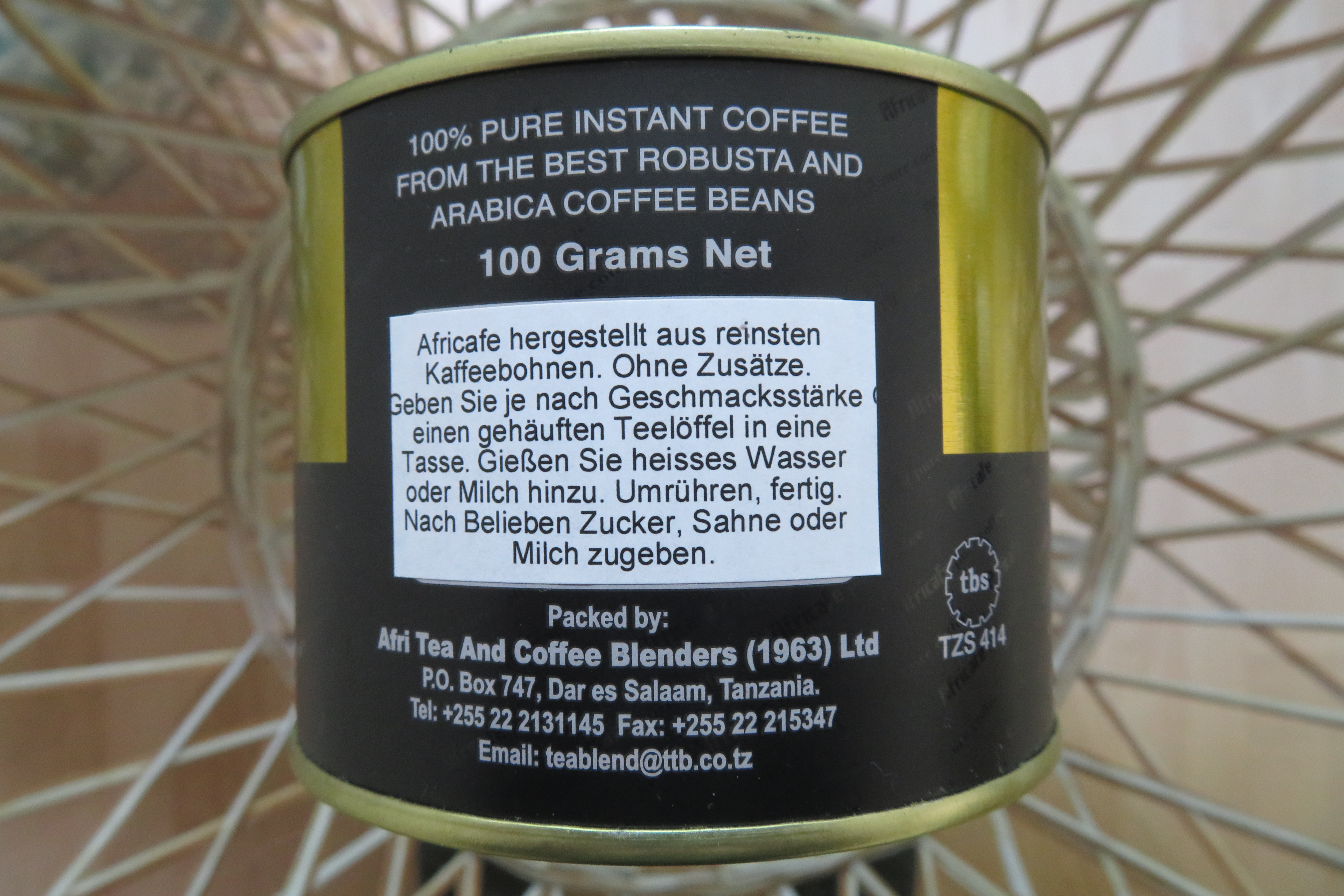 Africafe der Instant-Kaffee aus Tansania in der 100 Gramm Dose wiederverschliessbar